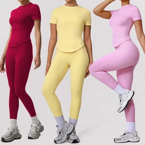Wholesale Custom High Quality Short Sleeve Top Yoga Pants 2 Piece Yoga Workout Set Fitness Clothes Gym Fitness Sets for Women