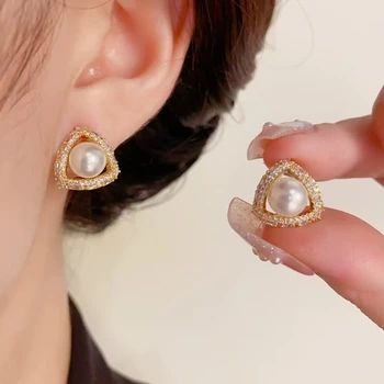 Exquisite Female Micro Zircon Triangle Pearl Earrings Small Simple Gold Plated Joker Super Flash Trendy Style Wholesale