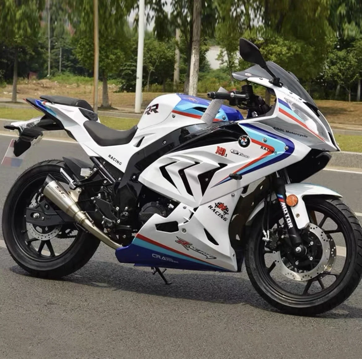 Solid Color Kawasaki V6 Small Ninja 250 Electric Female Sports Car Double Cylinder H2 Heavy Locomotive250cc Used Motorsports