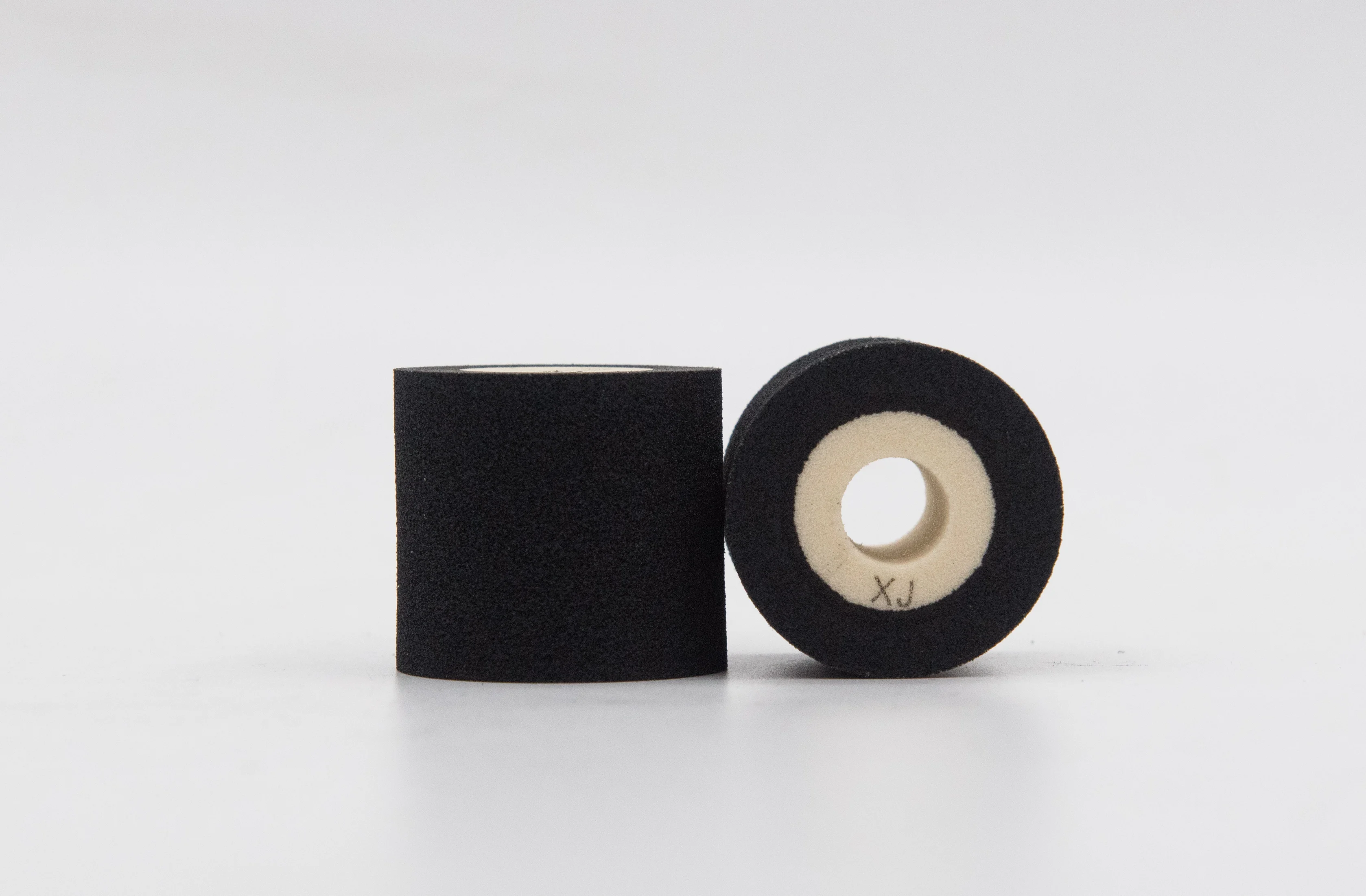 Codewel, китайская фабрика, черный высокотемпературный горячий твердый ролик для чернил, 36 мм * 32 мм, Быстросохнущий рулон термоплавких чернил