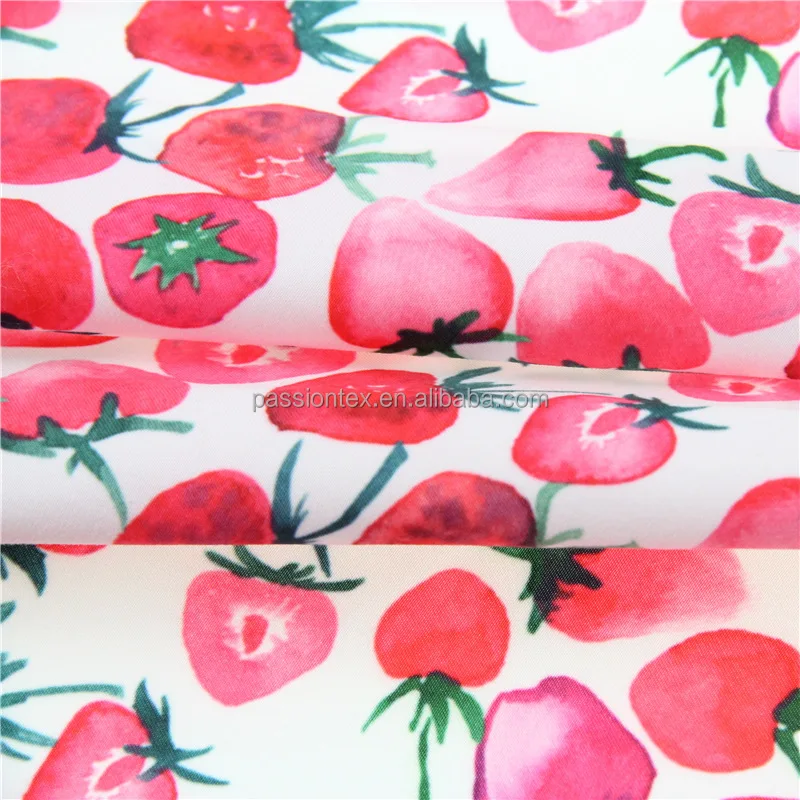 Приятная на ощупь вискозная ткань с цветочным