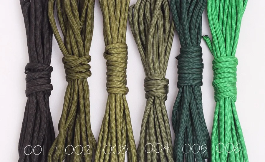 Custom Paracord Carabiner Keychain For Camping And Hiking_voghion.com