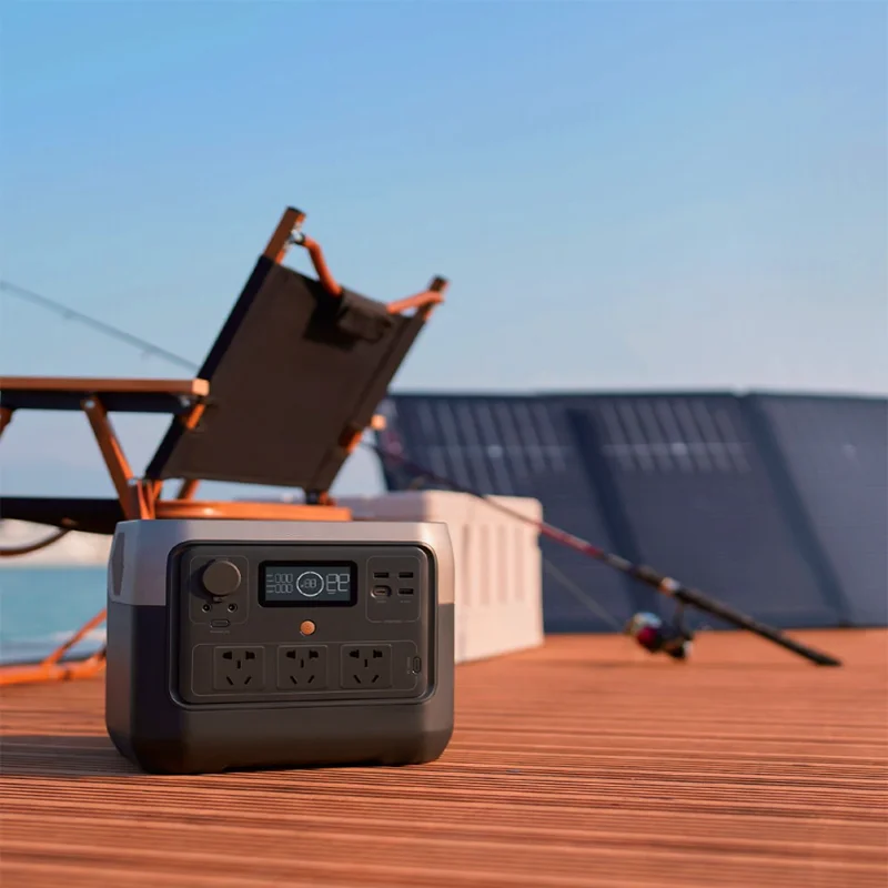 Hot Selling Portable Power Station River 2 Fast Charging Solar Generator Portable Power Station