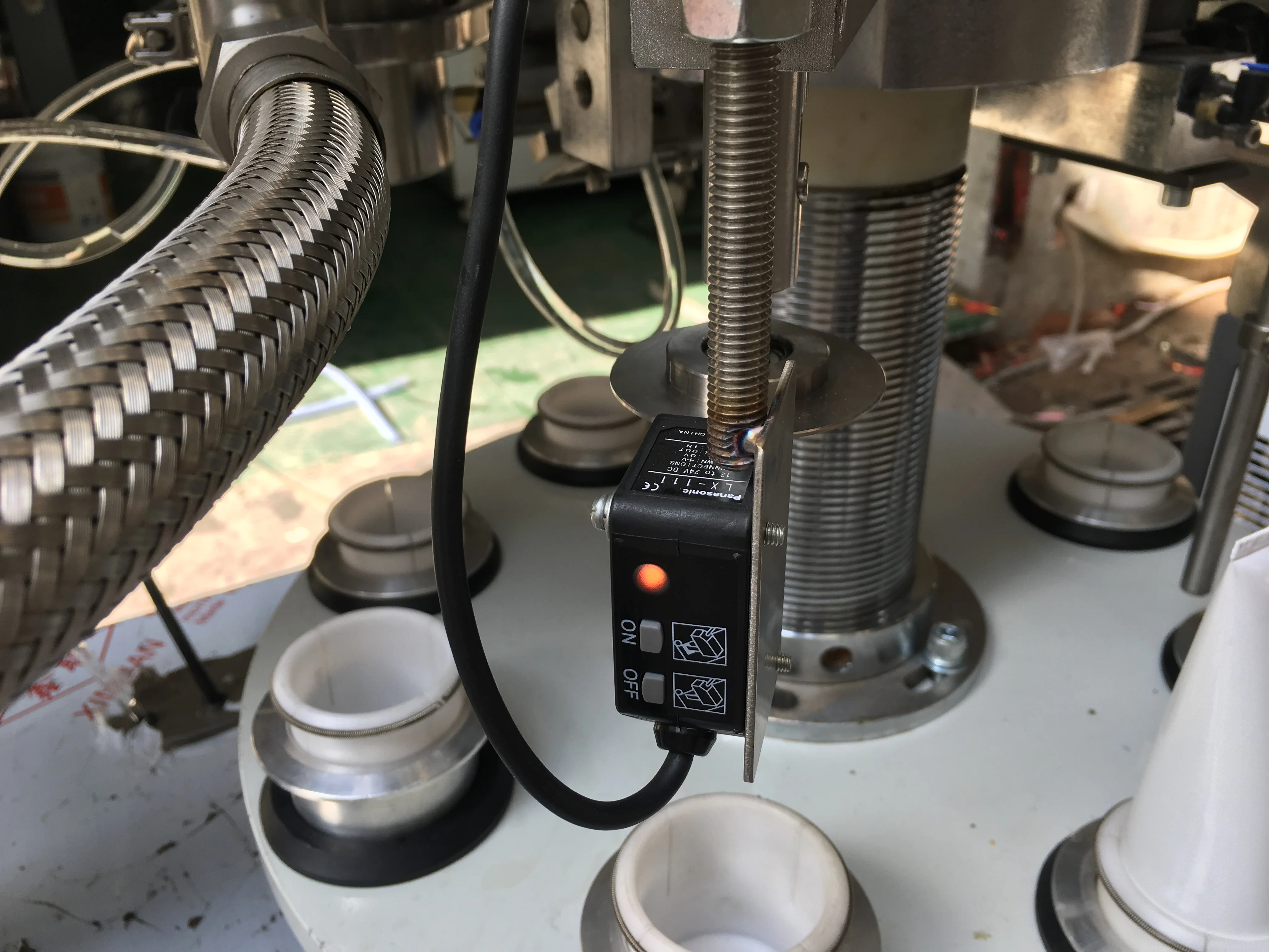 Импортный Швейцарский пистолет горячего воздуха с охлаждающим водяным охладителем для красивой машины для наполнения труб и герметизации