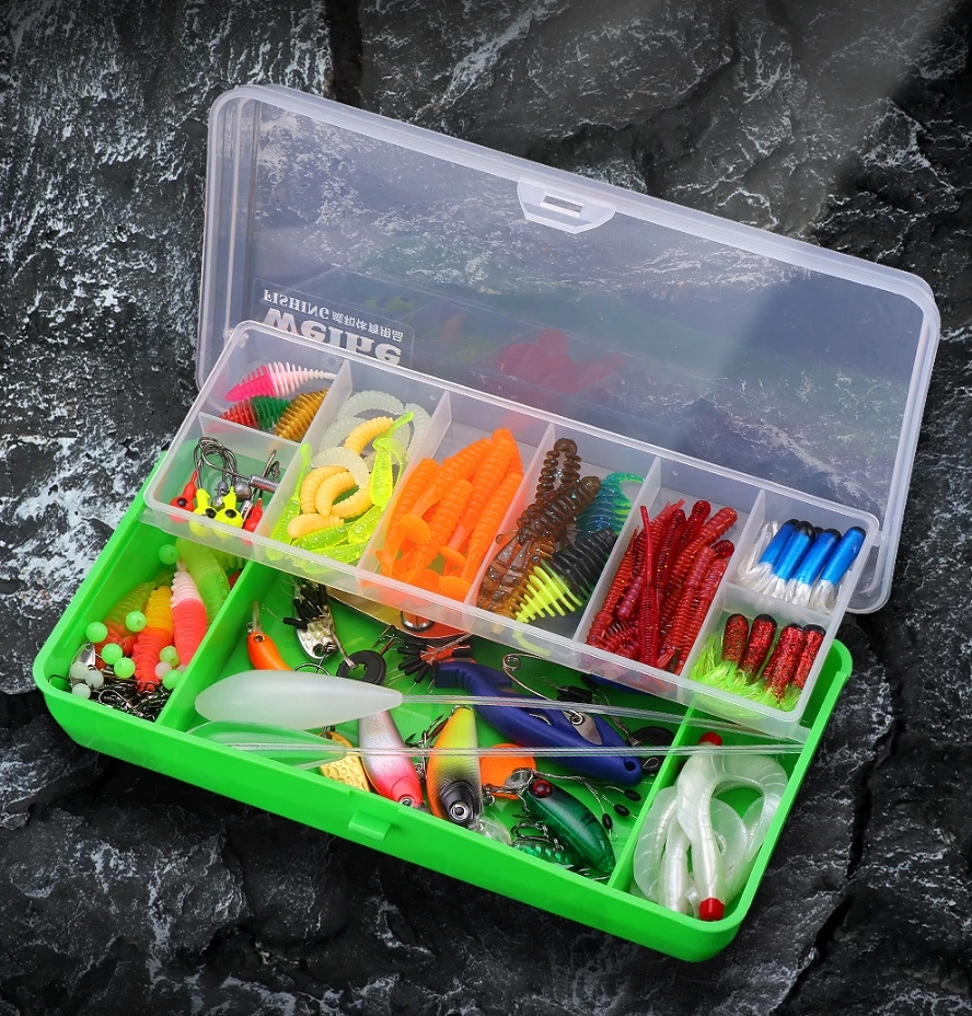 151pcs /Box Fishing Lure Set Spinner