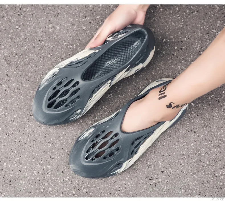 1148338 Ins Hot Sales Camouflage Yeezy Style Foam Runner Sandals Slides ...