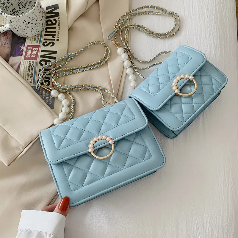 Vintage Chic Lock Buckle Women's Bag 2023 Summer Korean Style Fashionable  Square Bag With Silk Scarf Decoration And Adjustable Shoulder Strap