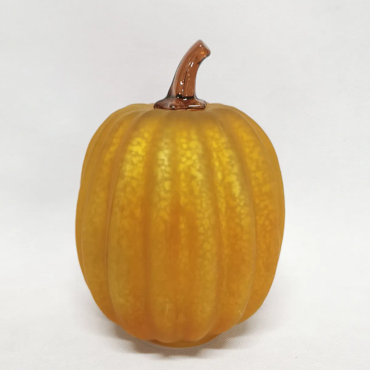 Jiangsu Baoying factory custom made artificial matte gold glass craft halloween gift pumpkins table decorations ideas wholesale supplier