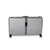 caja de plástico duro