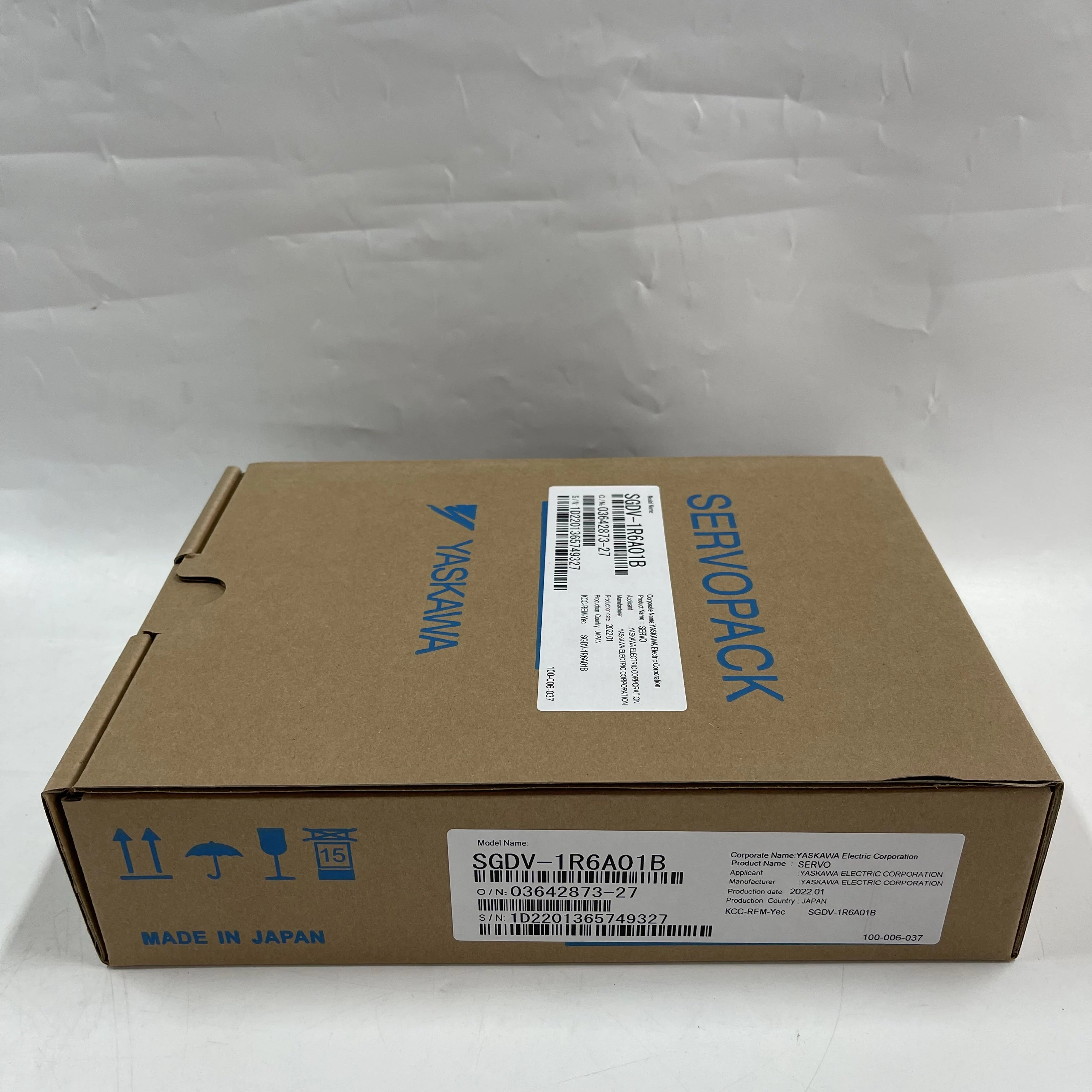 Yaskawa Servo Drive Servopack SGDV-1R6A01B Yaskawa Servo Drive Servopack SGDV-1R6A01B