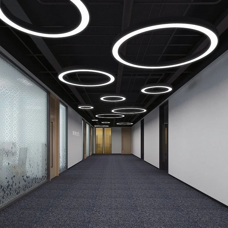 Industriell gestaltete LED-Ring-Hängeleuchte mit runder Eisenkonstruktion, Spritzlackierung und milchigem Glas – geeignet für Büros, Einkaufszentren und Supermärkte