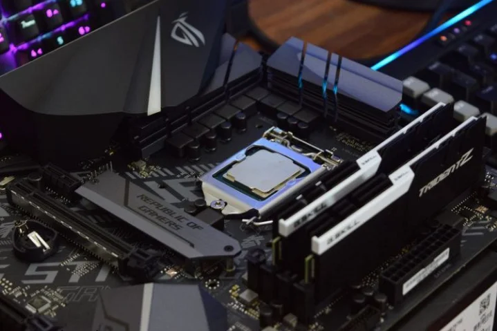 Used Second Hand Good Quality Processor I5 9500 9500F 9500T 9400 9400F 9400T 9600 9600K 9600KF CPU for Intel
