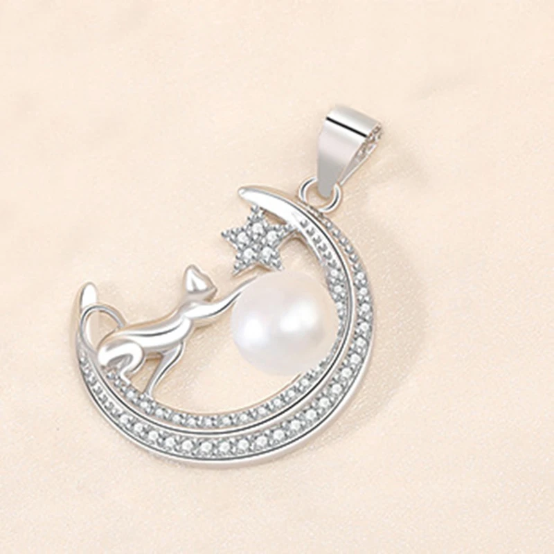 Custom Wholesale 925 Silver Moon Pearl Pendant Fashion Design Clavicle  Female Moon Sterling Silver Personalised Necklace Chain