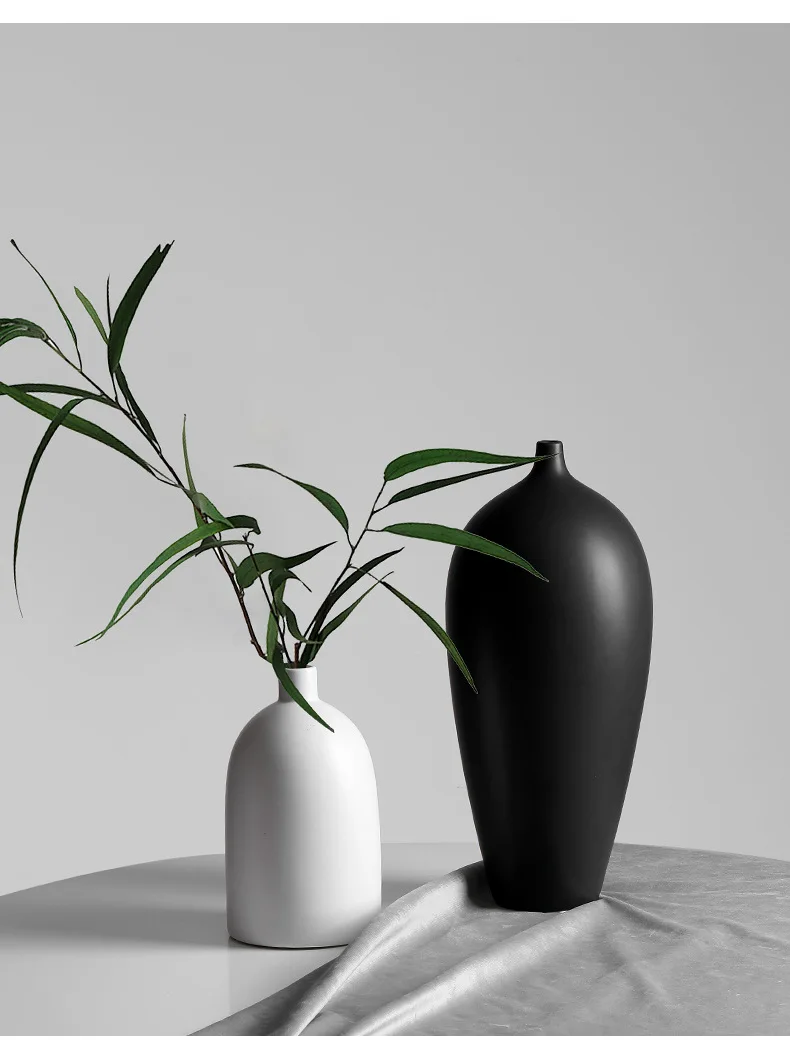 Minimalist Black White Ceramic Vase Set for Modern Home Decor