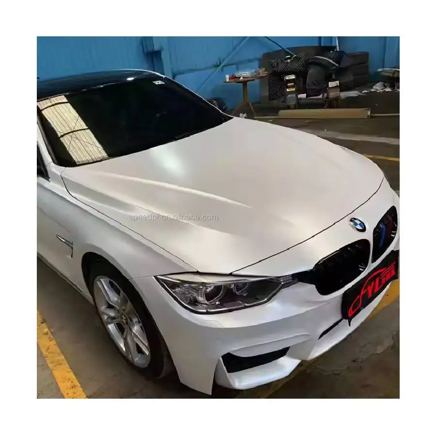 Selbstklebende Vinyl-folie Perlmutt Metall Matt Satin Weiß Farbige Autokarosserie-folie Matt Chrom Vinyl-wrap