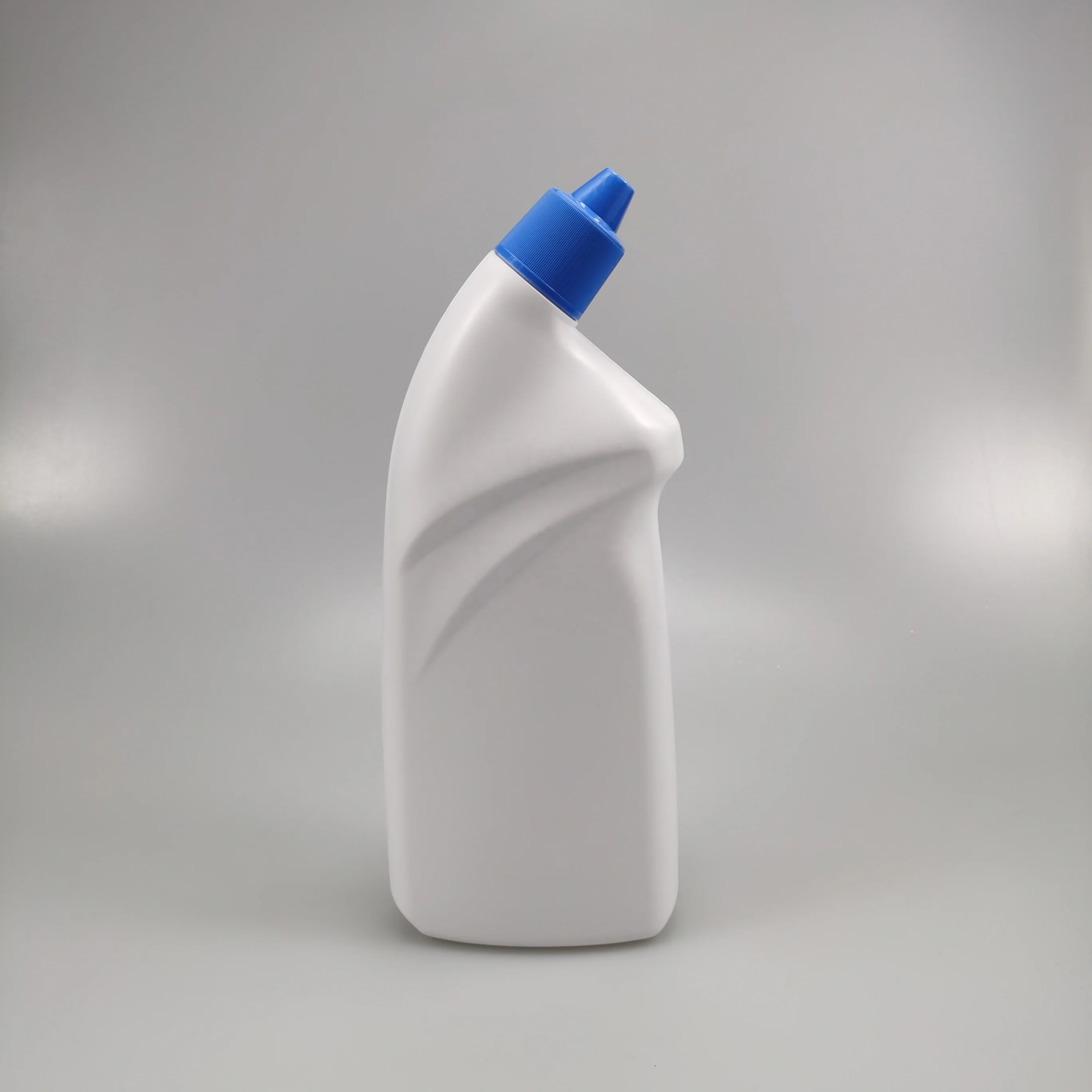 700ml Empty Refillable HDPE Toilet Cleaner Bottle for Toilet Bowl Detergent