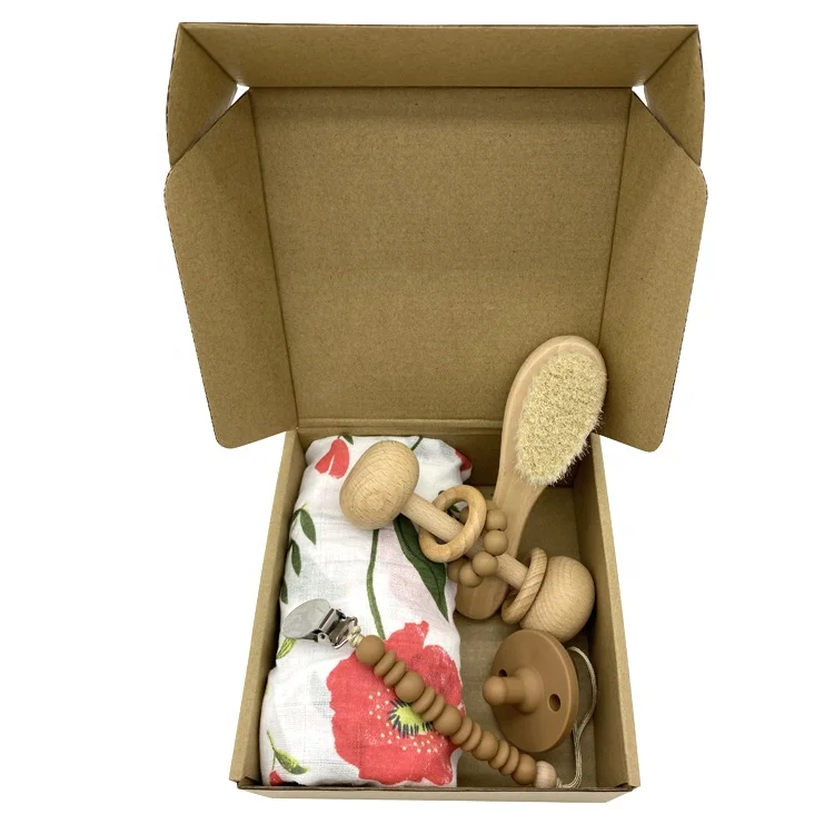 Заводская поставка Xiamen, подарок для новорожденного ребенка, прорезыватель, игрушка, деревянное кольцо, румяна, подарочный набор для ребенка с муслиновым одеялом