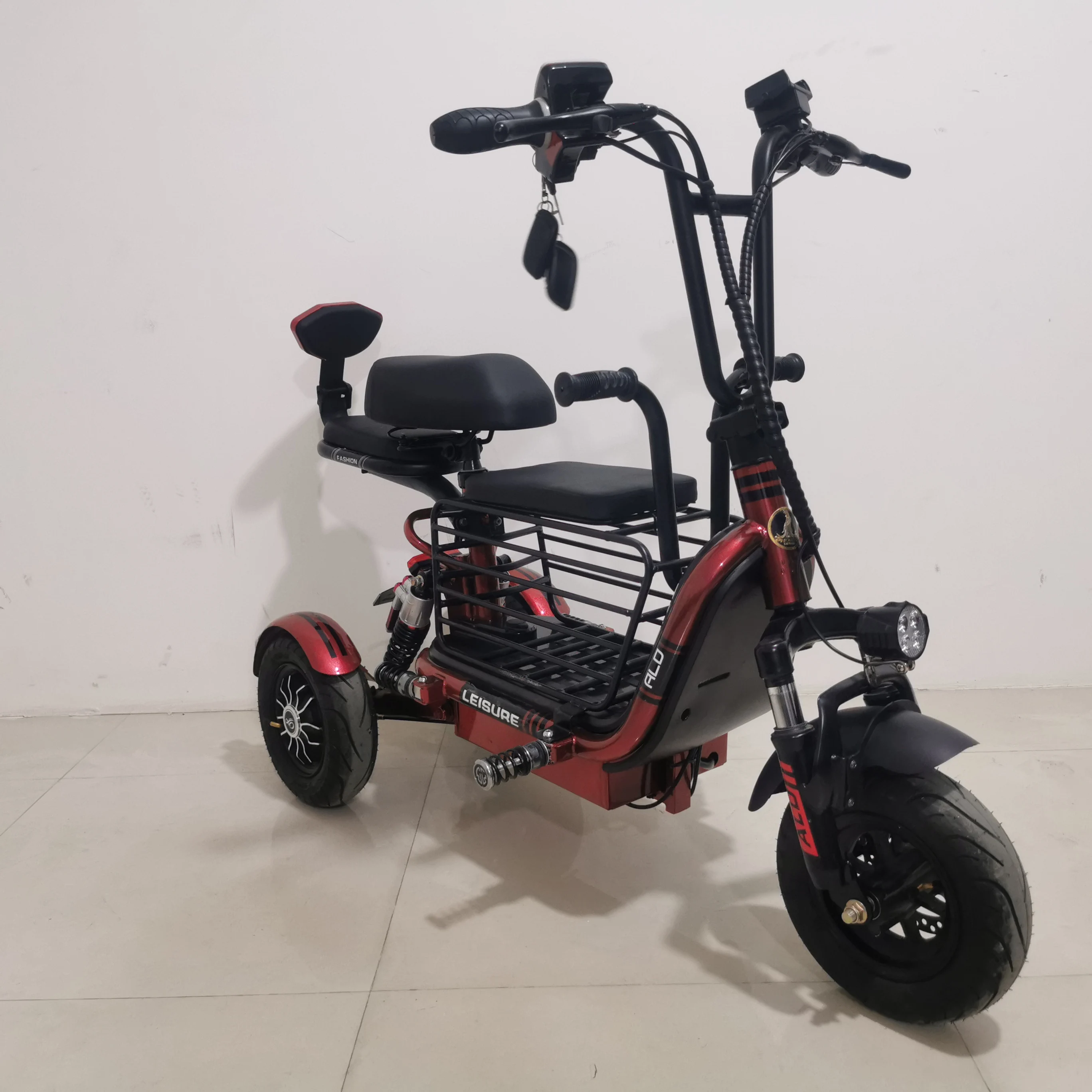 3輪ペット電動スクーター電動三輪車ペットバスケット付き電動