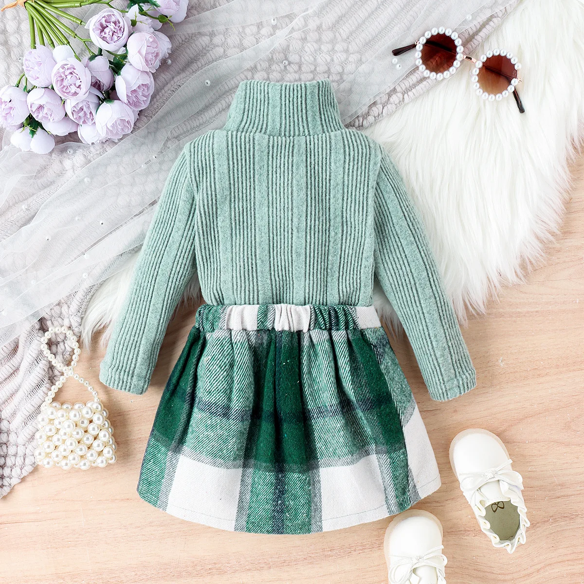 Детское праздничное платье с цветочным принтом