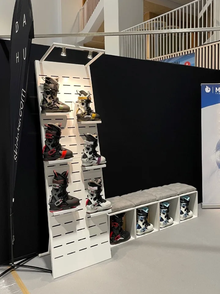 Mingtang Metal Pegboard Shoes Display Rack,Foldable Shoes Display Stand