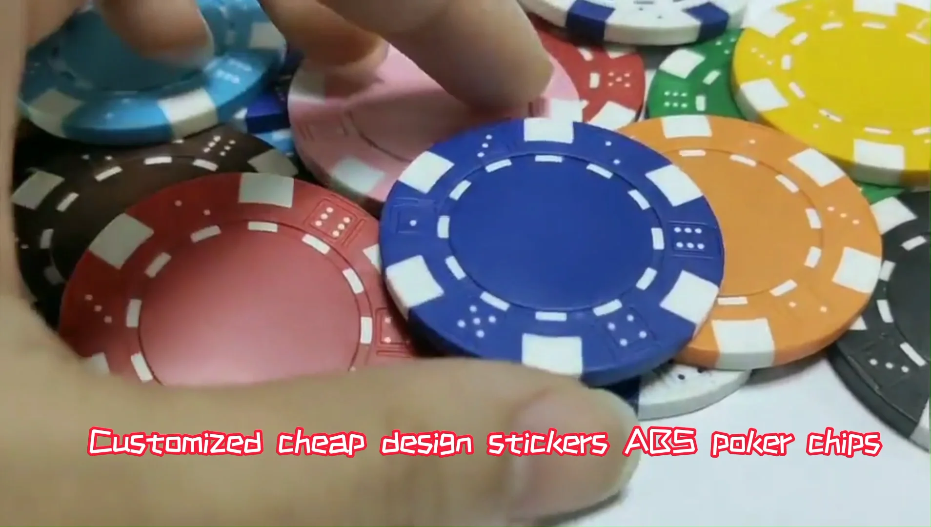 Bank Card Golden Casino Chips And Black Playing Cards In 3d Render, Poker, Gambler, Poker - Foto 4