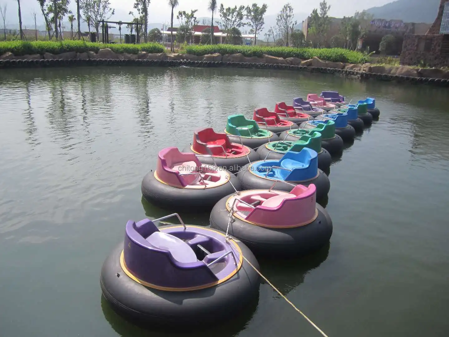 Outboard Interesting Motorized Water Boat,Colorful Adult Bumper Boat