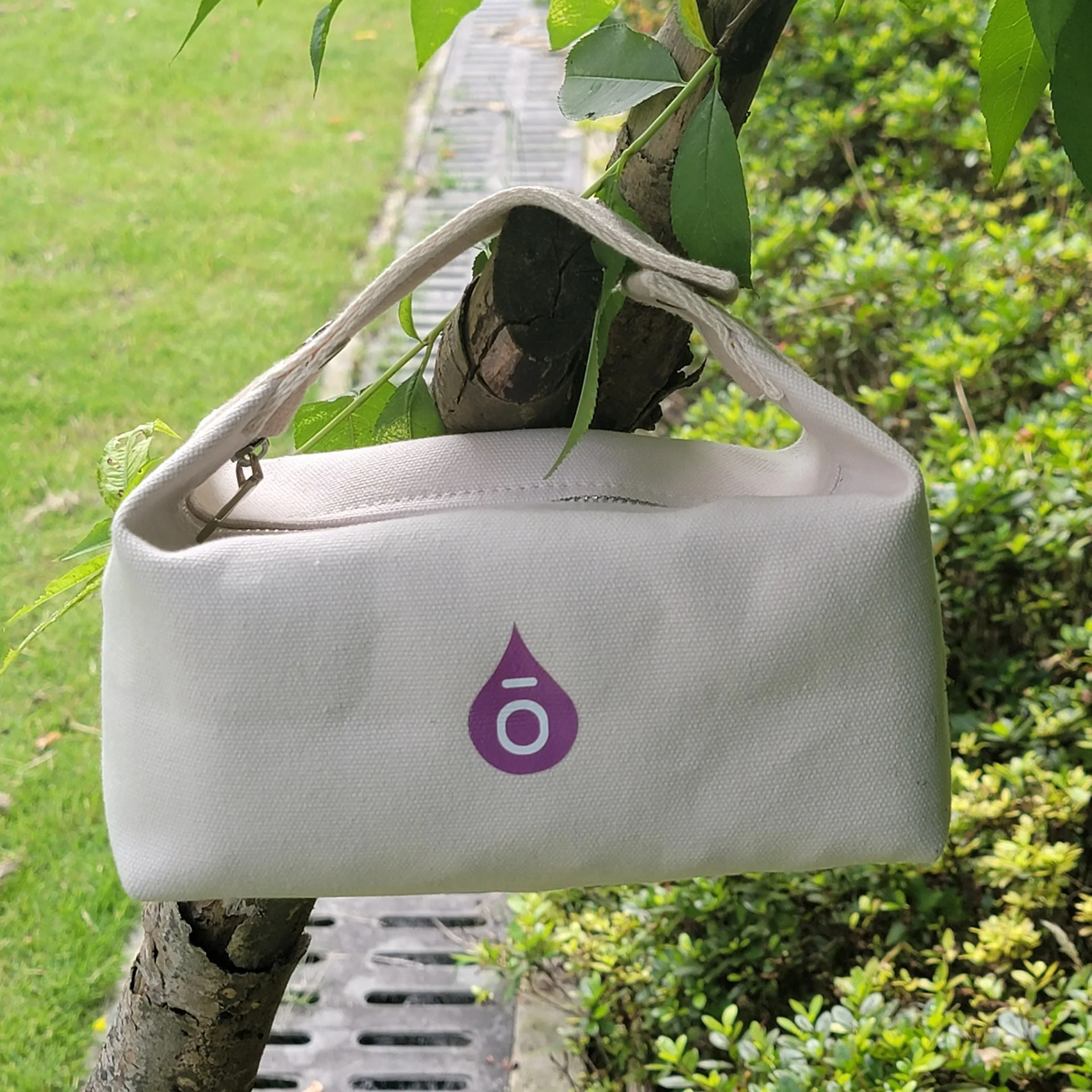 DoTERRA Essential Oil Travel Case - 28 Bottle Holder, Canvas