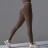 pantalones marrones