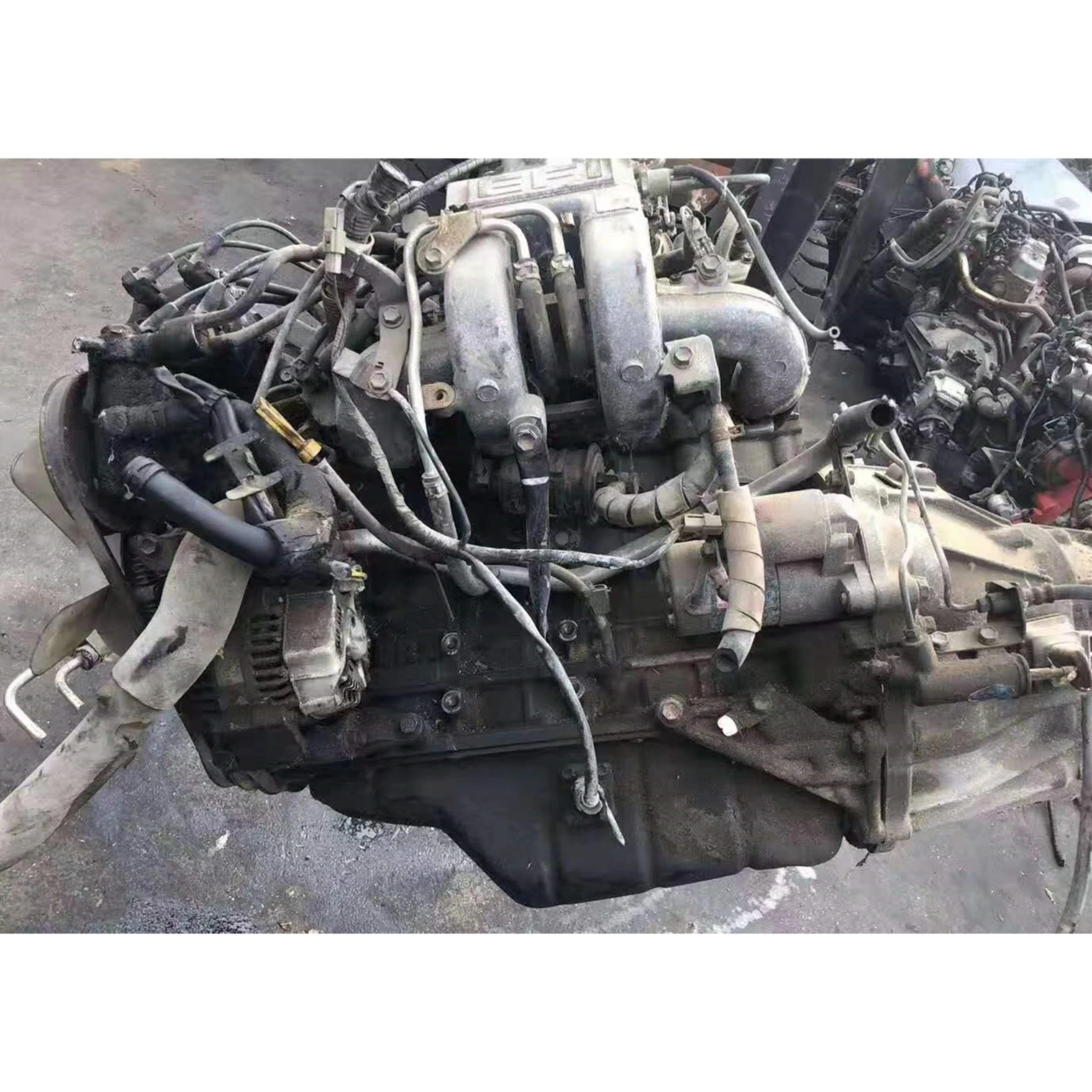2RZ Complete Used Engine Assembly With Gearbox in Good Condition for to Yota