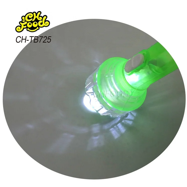Low MOQ Electric Flashlight Toy Candy