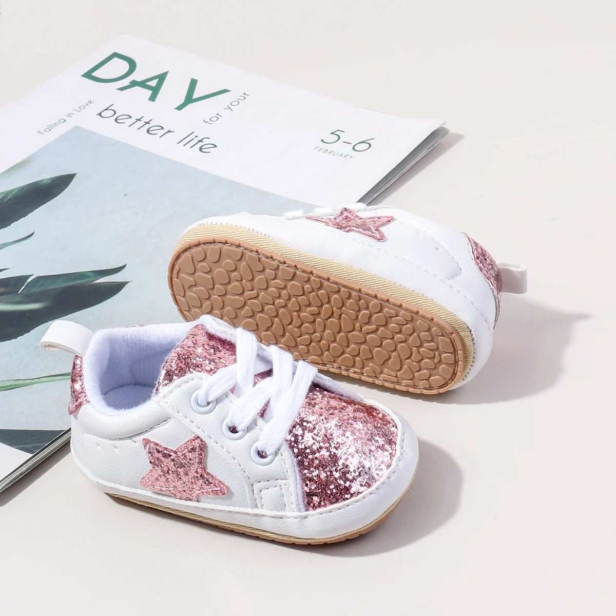 Bling Design Baby Toddler Sport Unisex Shoes Baby Walking Shoes TPR Anti-slip Outsole details