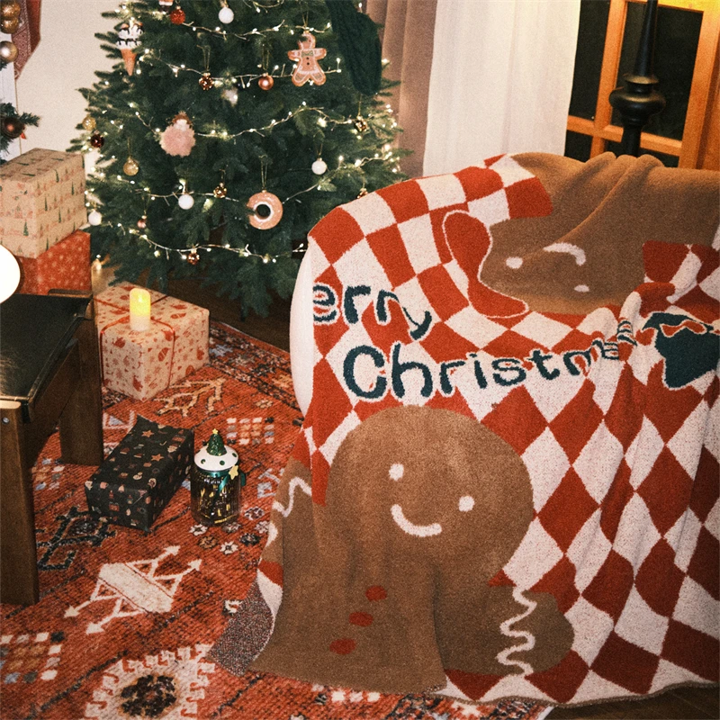 Christmas Gingerbread Man checker  100% microfiber yarn double side super cozy knit blanket manufacture