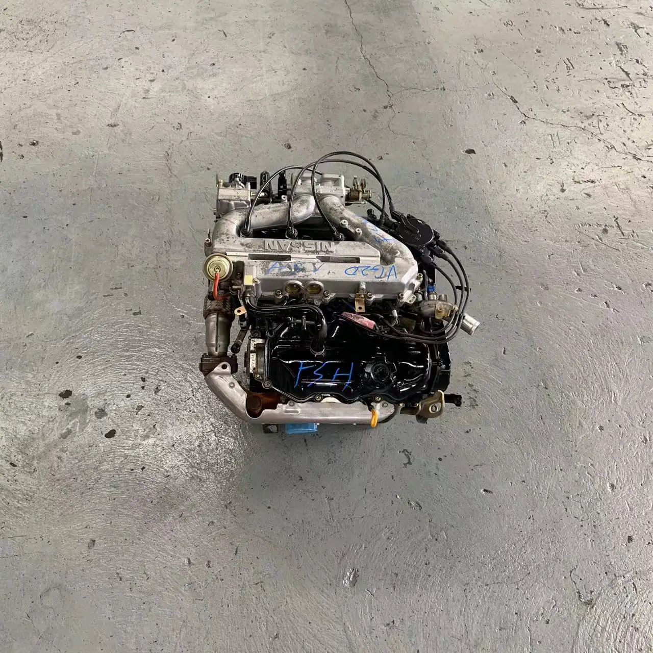 Second-hand Engine Assembly for 6 Cylinders Nissan VG20 Used Gasoline Engine