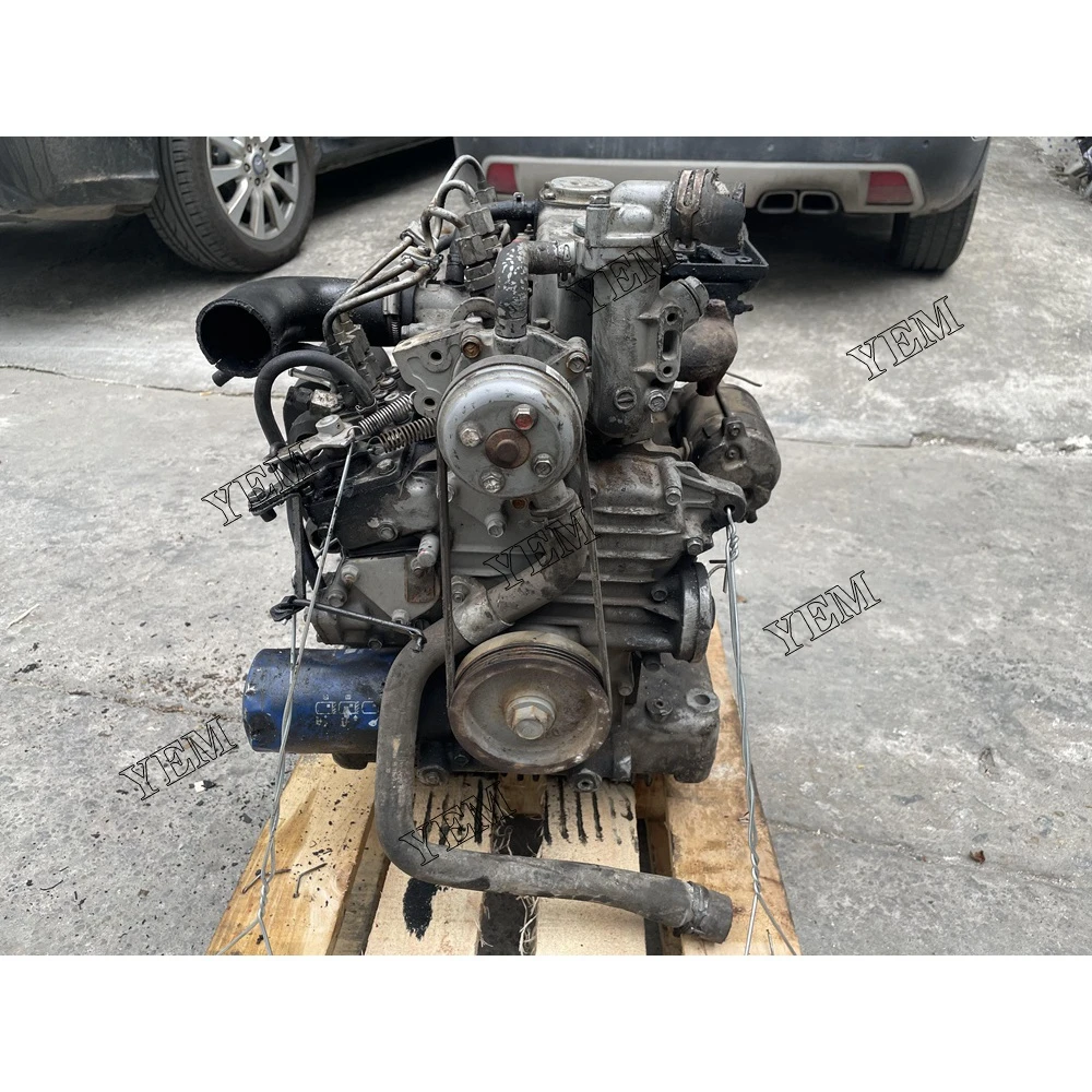 Used Engine Assy D722 for Kubota Loader 2