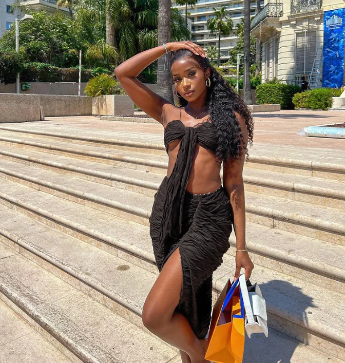 Holiday Beach Outfit Summer 2022 Fashion Sexy Solid Mesh Ruched Bandage  Crop Bar Top With Side Slit Skirt Two Piece Set Women - Buy Holiday Beach  Outfit,Skirt Two Piece Set Women,Summer Outfit