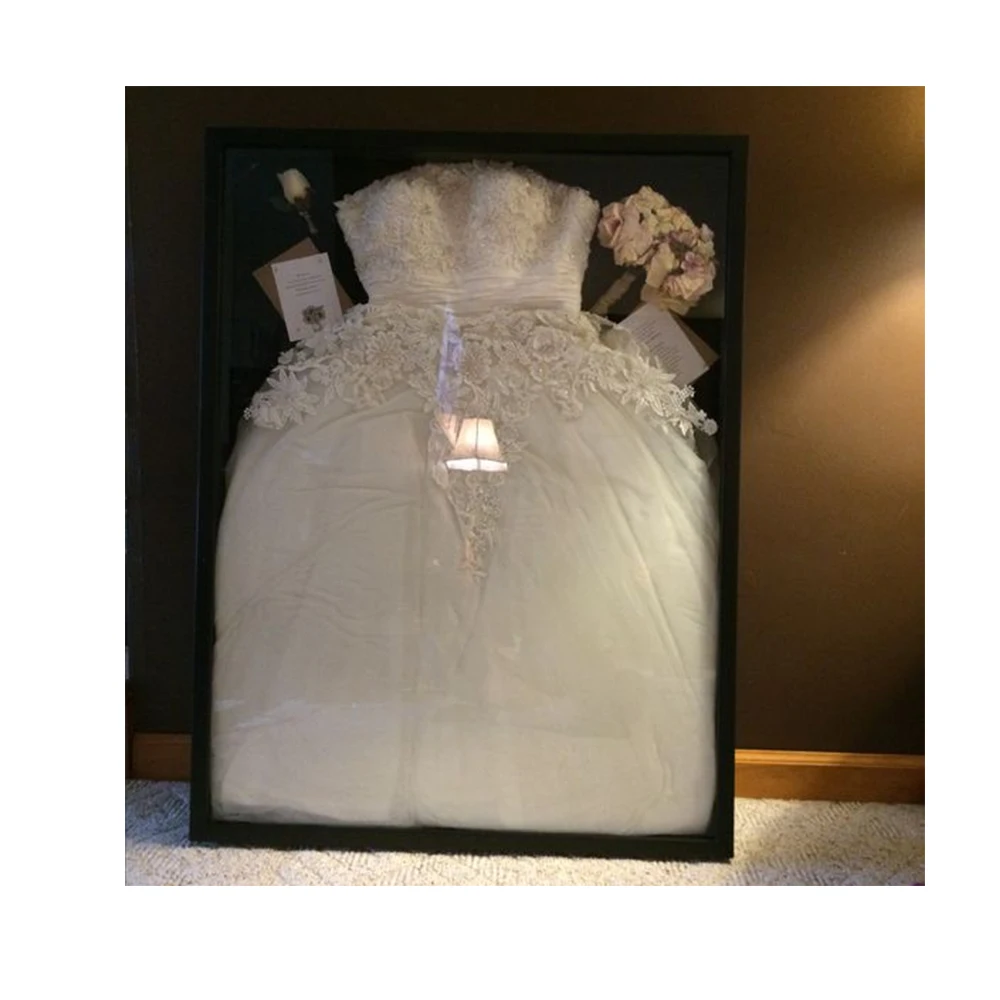 Nouveau design 3D robe de mariée vitrine boîte à ombres en bois massif  cadre photo personnalisé vente en gros Jersey
