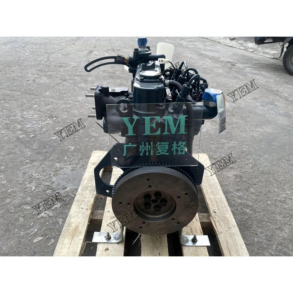 D902 Engine 1J019-01001 3200RPM 16.1KW for Kubota Loader 2