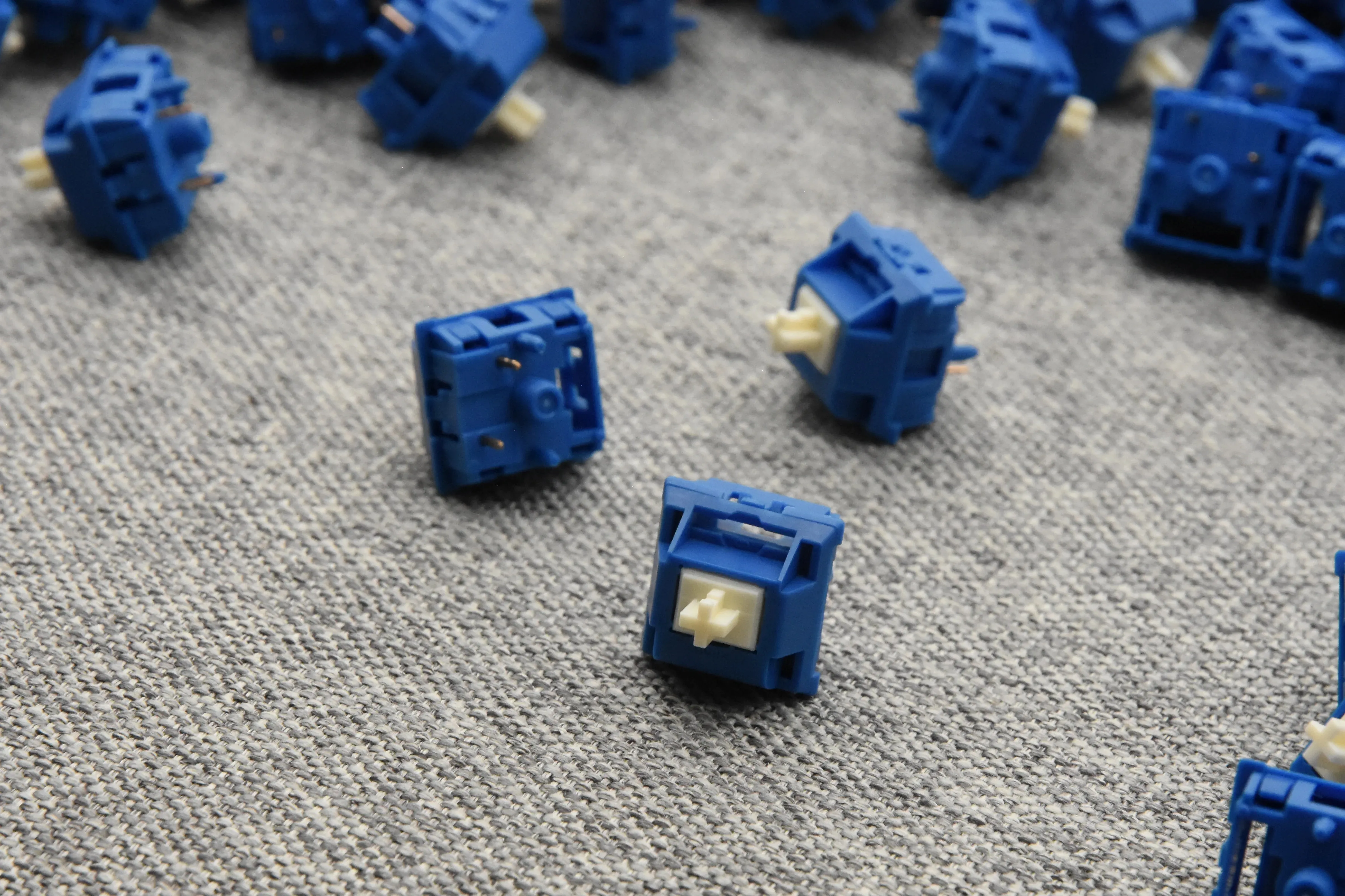 KEYGEEK Briny Linear Switch - Smooth Mechanical Keyboard Experience