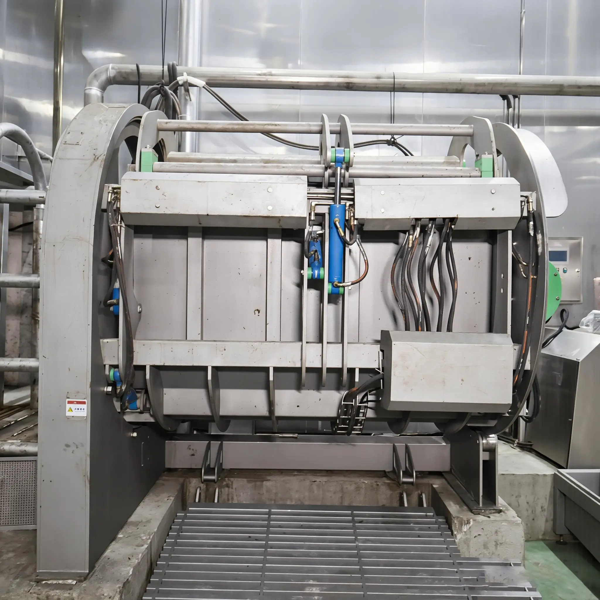 New custom halal ceremonial slaughter box for cattle Islamic slaughterhouses