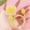 Estuche de carga amarillo