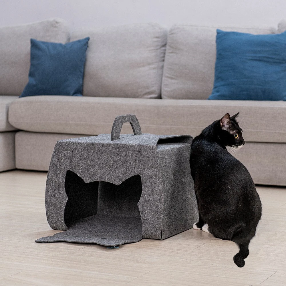 Grey Detachable Felt House Design Semienclosed Cat Pet Bed
