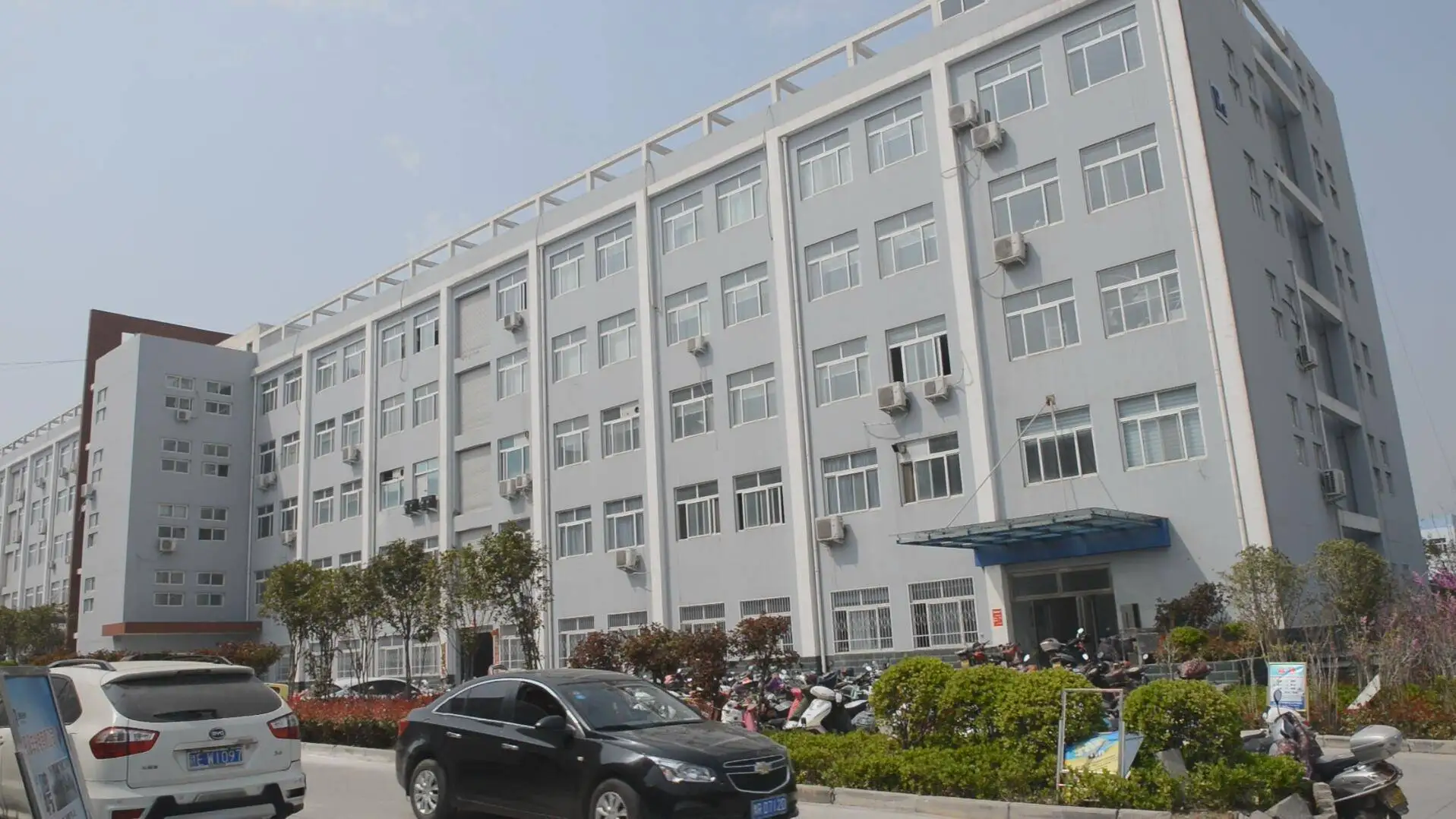 Nanyang Insider Electronic Technology Co., Ltd. 1