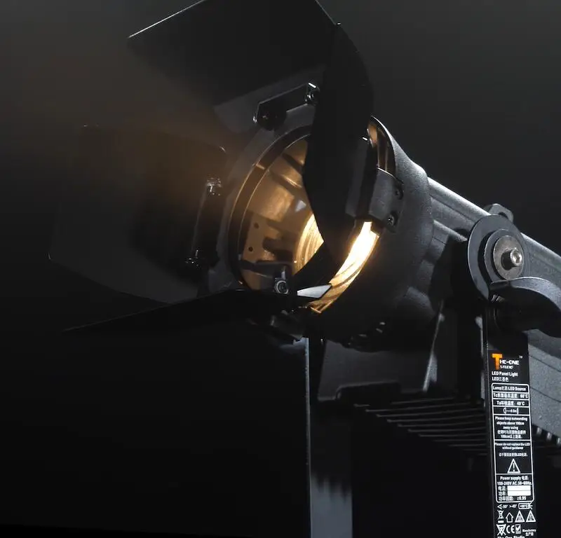 Studio T Cat Show Mini Fresnel Light 60W LED Spot Light for Stage  TV Station