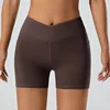 pantalones cortos marrones oscuros