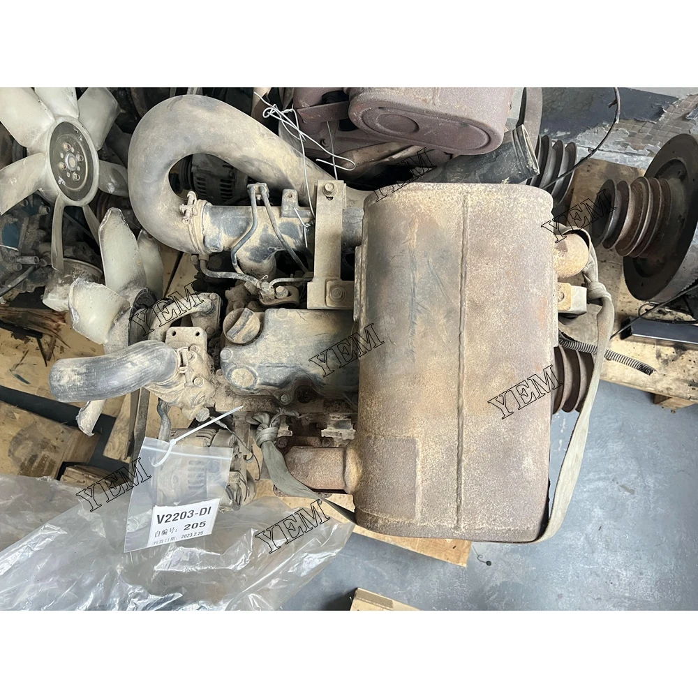 For Kubota V2203-DI Complete Engine Assy Used