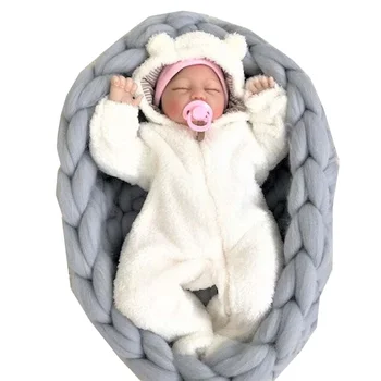 Luxury 100% Polyester Baby Bed Fluffy Twill Style Soft Weave Home Textile Plain Dye Knitted Toddle Bed Warm Cotton Polyester