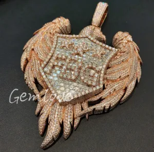 18K Gold Custom Luxury Eagle Pendant - Exquisite animal design, set with lab-grown diamonds, suitable for business occasions