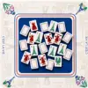 Azulejos blancos + Alfombra azul