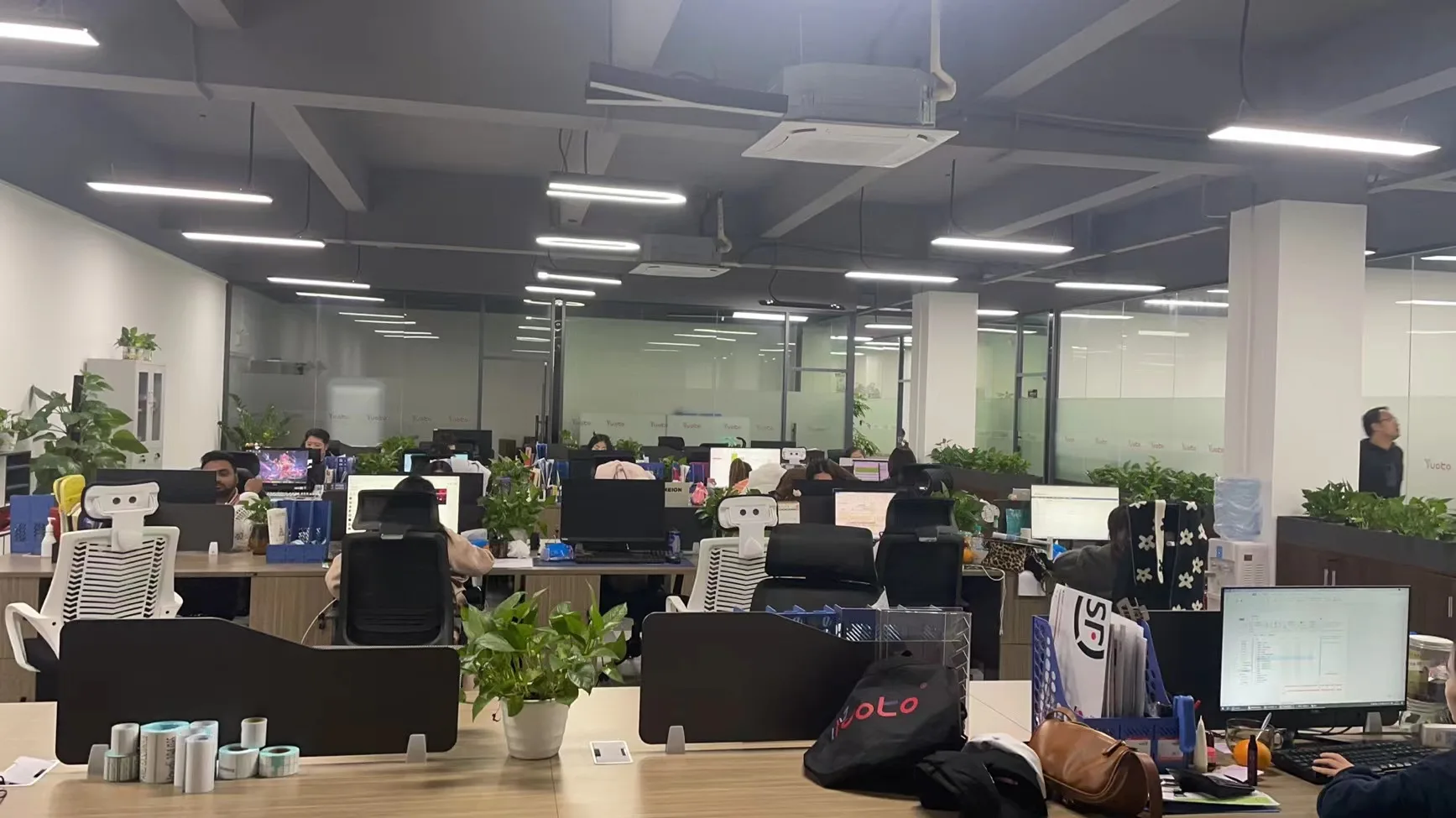 Shenzhen Chengren Technology Co., Ltd. 2