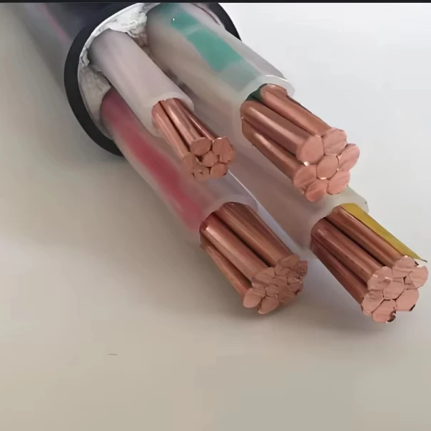 سلك خاص مدفون فوق علوي كابل نحاسي بنواة متوسطة ومنخفضة الجهد للبناء 3X6/10/+ + 1X16/95/